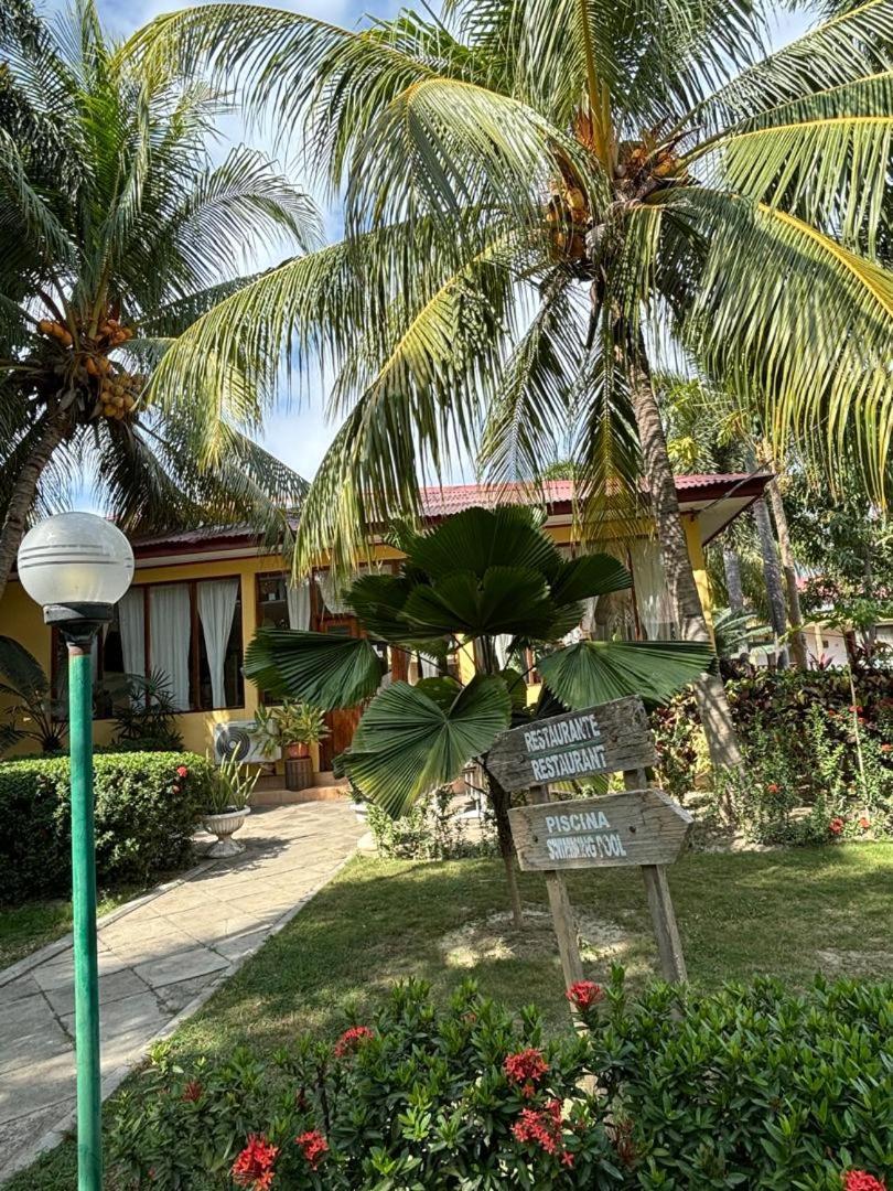 马里纳默克天堂度假村 帝力 外观 照片
